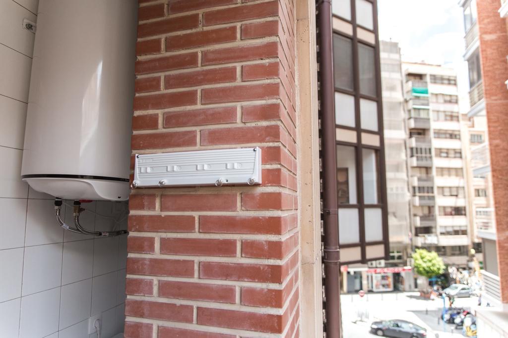 The Lucky Flats - Pintor Sorolla Apartment Alicante Bagian luar foto