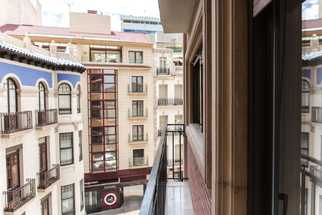 The Lucky Flats - Pintor Sorolla Apartment Alicante Bagian luar foto