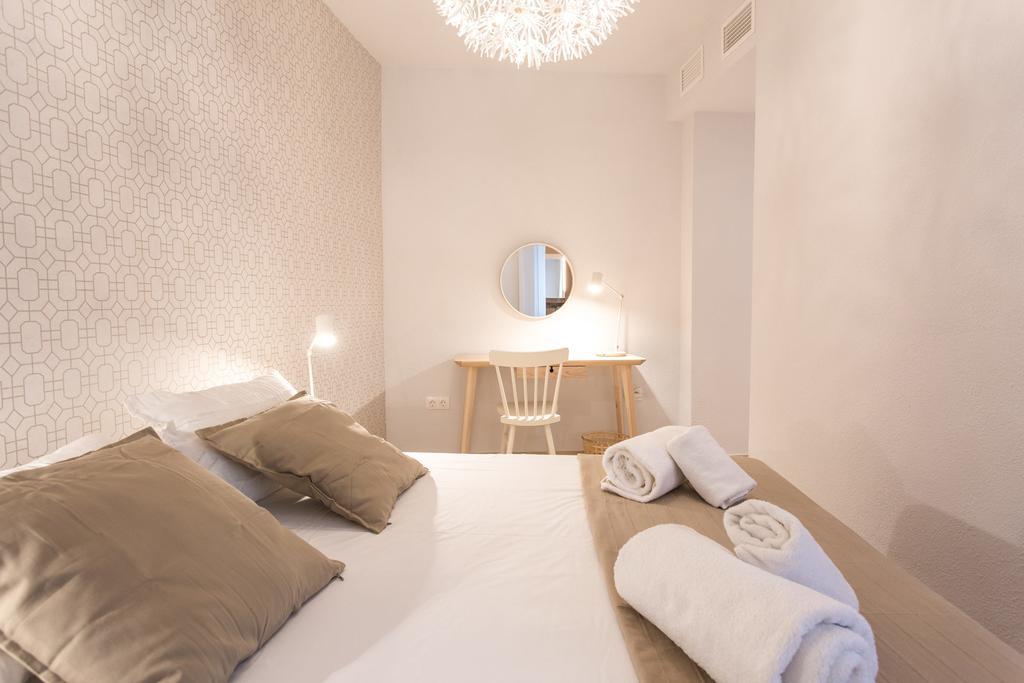 The Lucky Flats - Pintor Sorolla Apartment Alicante Bagian luar foto